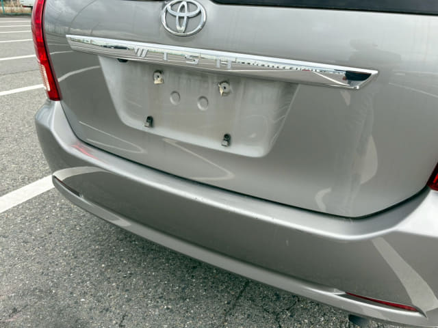 TOYOTA Wish thumbnail 46