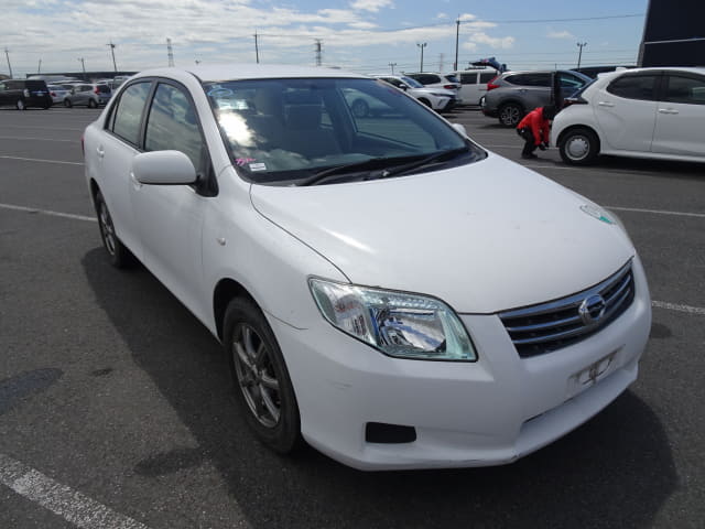 TOYOTA Corolla Axio thumbnail 7
