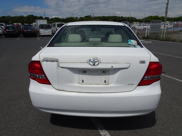 TOYOTA Corolla Axio thumbnail 4