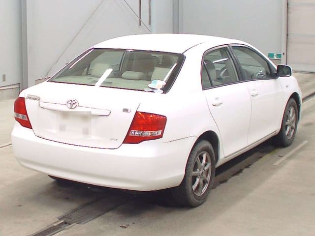 TOYOTA Corolla Axio thumbnail 2