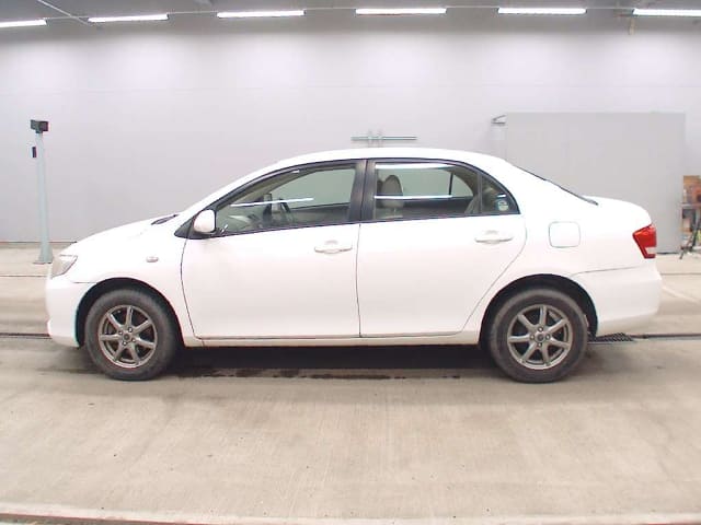 TOYOTA Corolla Axio thumbnail 6