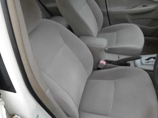 TOYOTA Corolla Axio thumbnail 4
