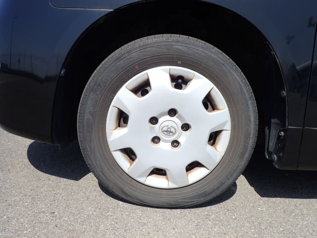 TOYOTA Noah thumbnail 9