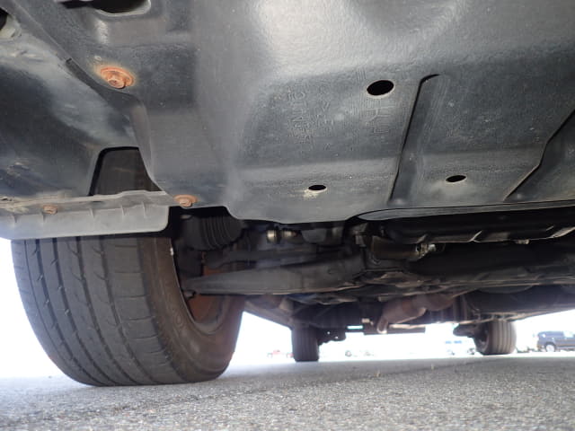 TOYOTA Noah thumbnail 13