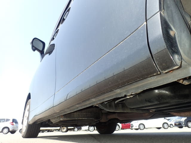 TOYOTA Noah thumbnail 19