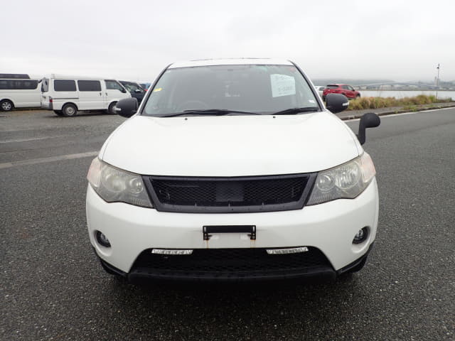 MITSUBISHI Outlander thumbnail 8