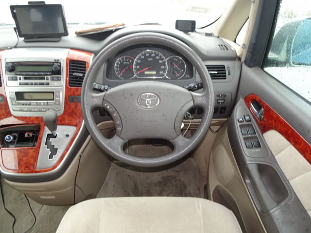 TOYOTA Alphard thumbnail 33