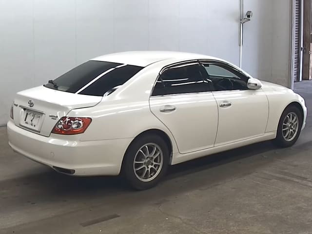 TOYOTA Mark X thumbnail 2