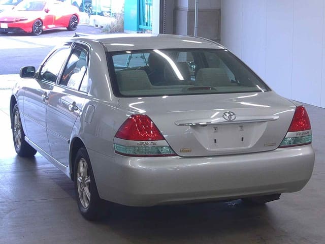 TOYOTA Mark II thumbnail 3