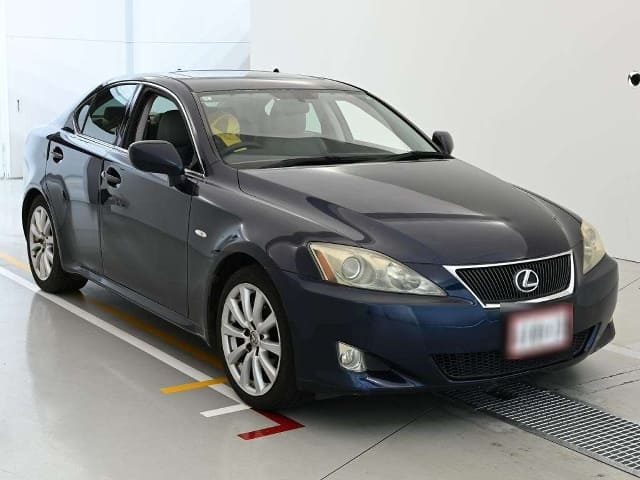 LEXUS IS thumbnail 6