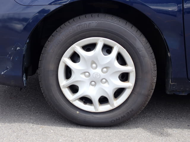 TOYOTA Corolla Axio thumbnail 9