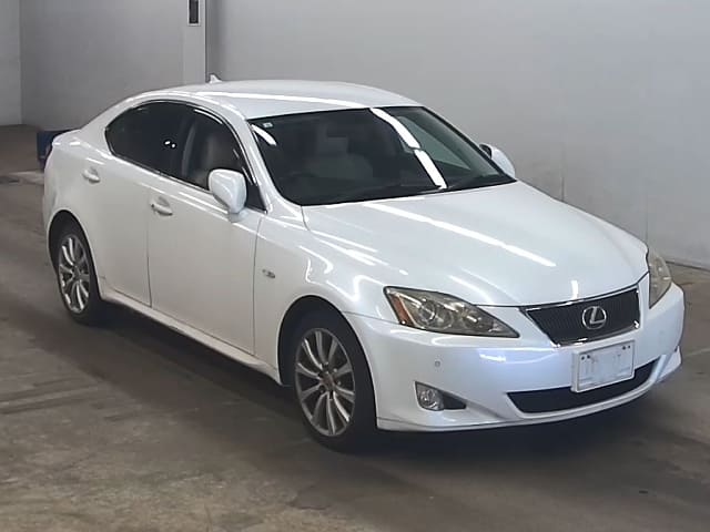 LEXUS IS thumbnail 6