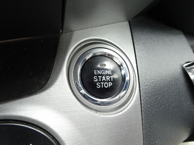 TOYOTA RAV4 thumbnail 39
