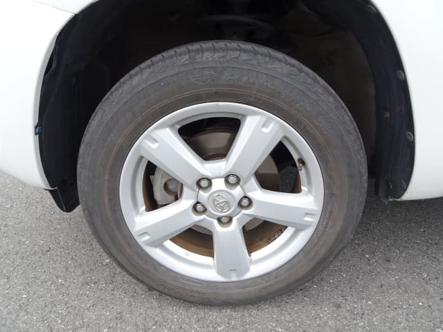 TOYOTA RAV4 thumbnail 9