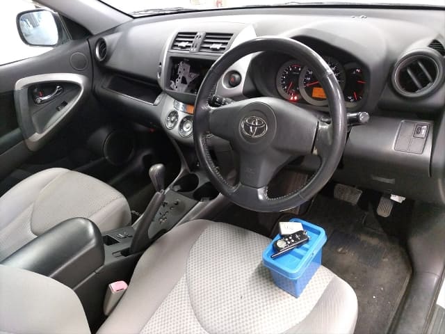 TOYOTA RAV4 thumbnail 49