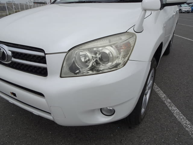 TOYOTA RAV4 thumbnail 40