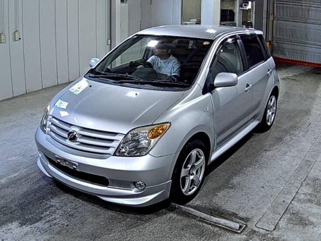 2006 TOYOTA IST