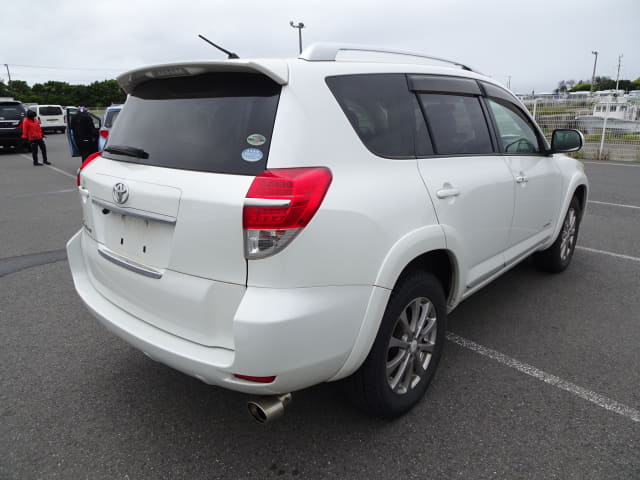 TOYOTA Vanguard thumbnail 5