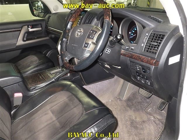 TOYOTA Land Cruiser thumbnail 56
