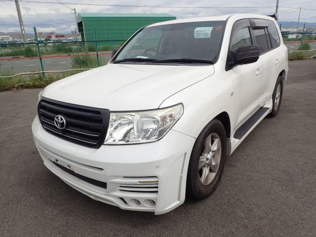 2010 TOYOTA Land Cruiser