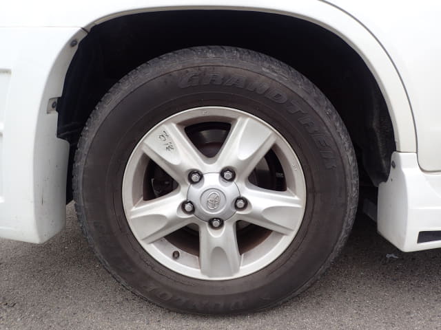 TOYOTA Land Cruiser thumbnail 11
