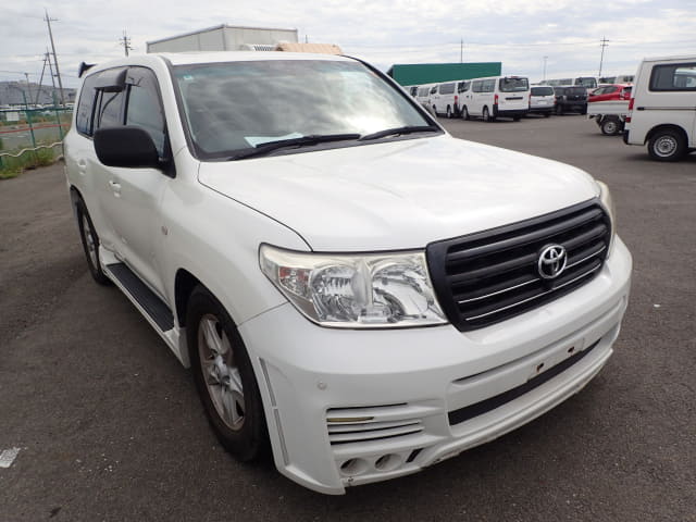 TOYOTA Land Cruiser thumbnail 7