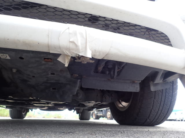 TOYOTA Land Cruiser thumbnail 14