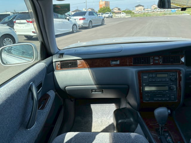 TOYOTA Crown thumbnail 33