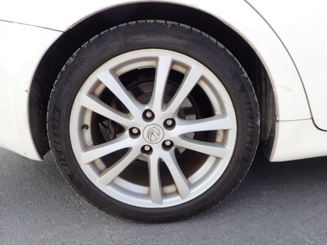 LEXUS IS thumbnail 11