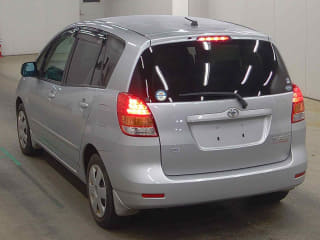 2004 TOYOTA Corolla Spacio