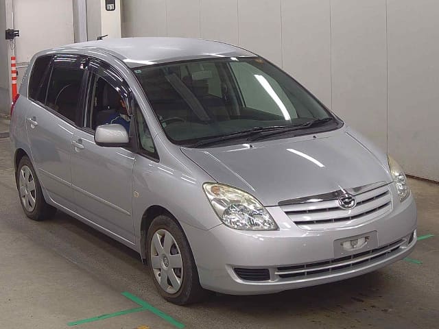 TOYOTA Corolla Spacio thumbnail 4