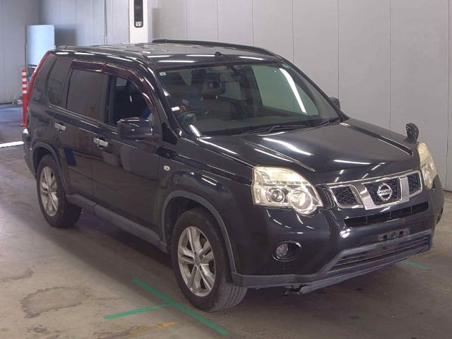 NISSAN X-Trail thumbnail 6