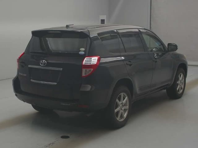 TOYOTA Vanguard thumbnail 2