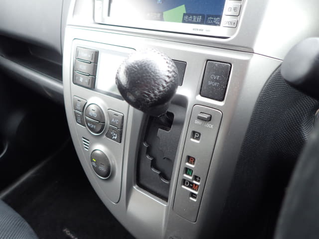 TOYOTA Ractis thumbnail 37