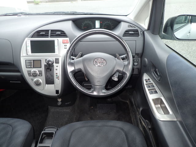 TOYOTA Ractis thumbnail 32