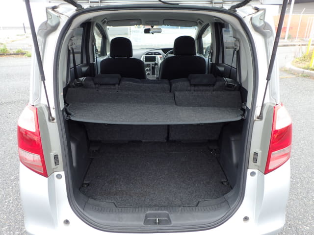 TOYOTA Ractis thumbnail 28