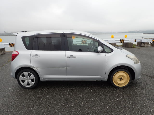 TOYOTA Ractis thumbnail 58