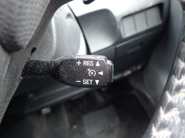 TOYOTA Ractis thumbnail 40