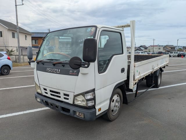 ISUZU Elf Truck