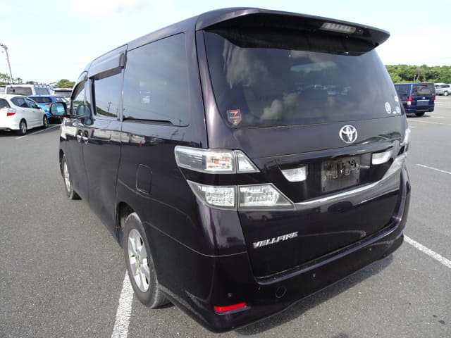 TOYOTA Vellfire thumbnail 3