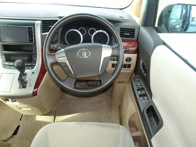 TOYOTA Vellfire thumbnail 34
