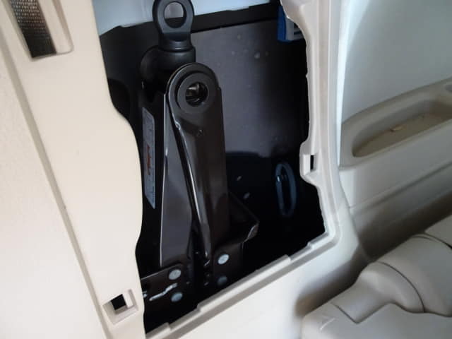 TOYOTA Vellfire thumbnail 32