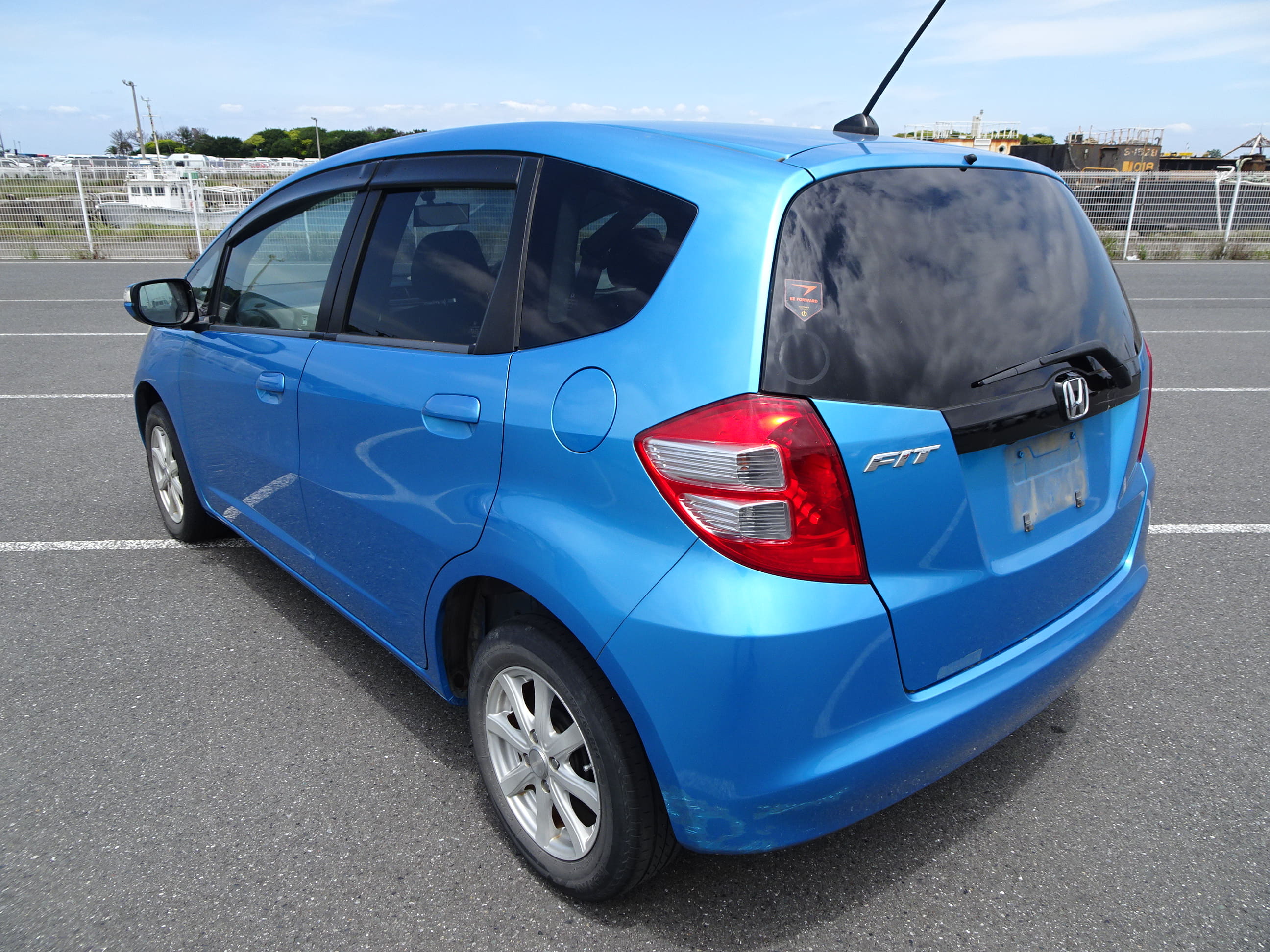 2008 Honda Fit JDM car for sale — photo 3 of 25