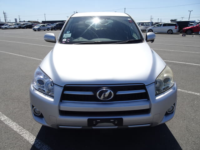 TOYOTA RAV4 thumbnail 8
