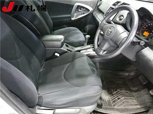 TOYOTA RAV4 thumbnail 53