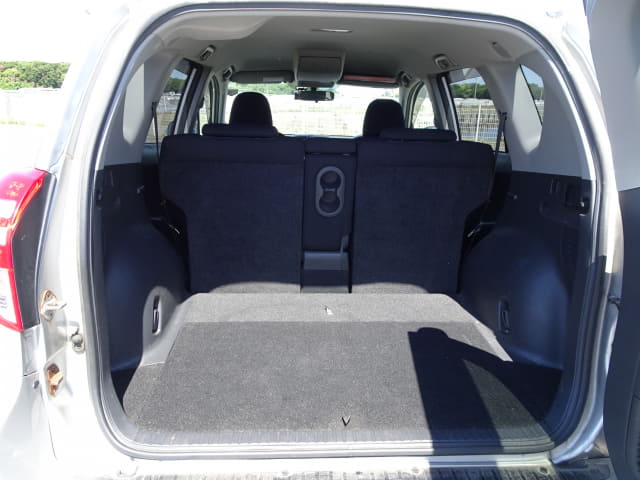 TOYOTA RAV4 thumbnail 28