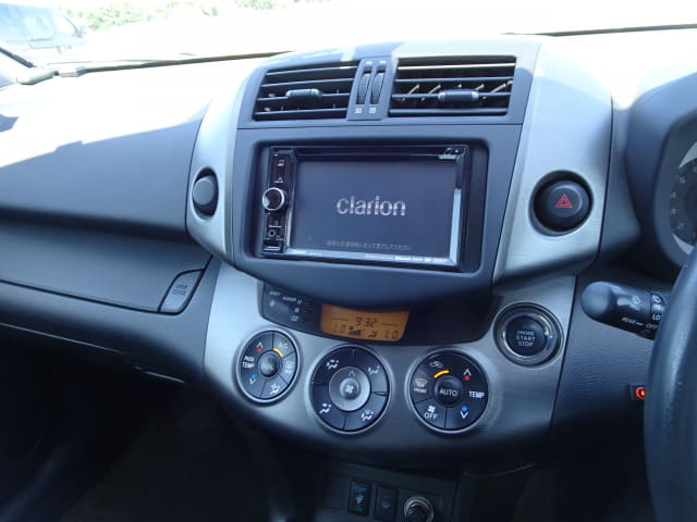 TOYOTA RAV4 thumbnail 34