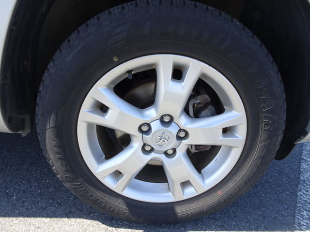 TOYOTA RAV4 thumbnail 12