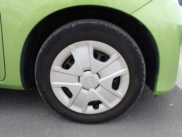 HONDA Fit Hybrid thumbnail 12