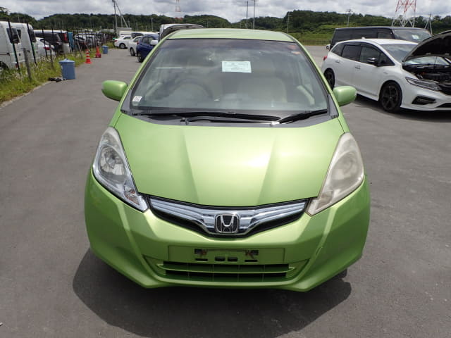 HONDA Fit Hybrid thumbnail 8